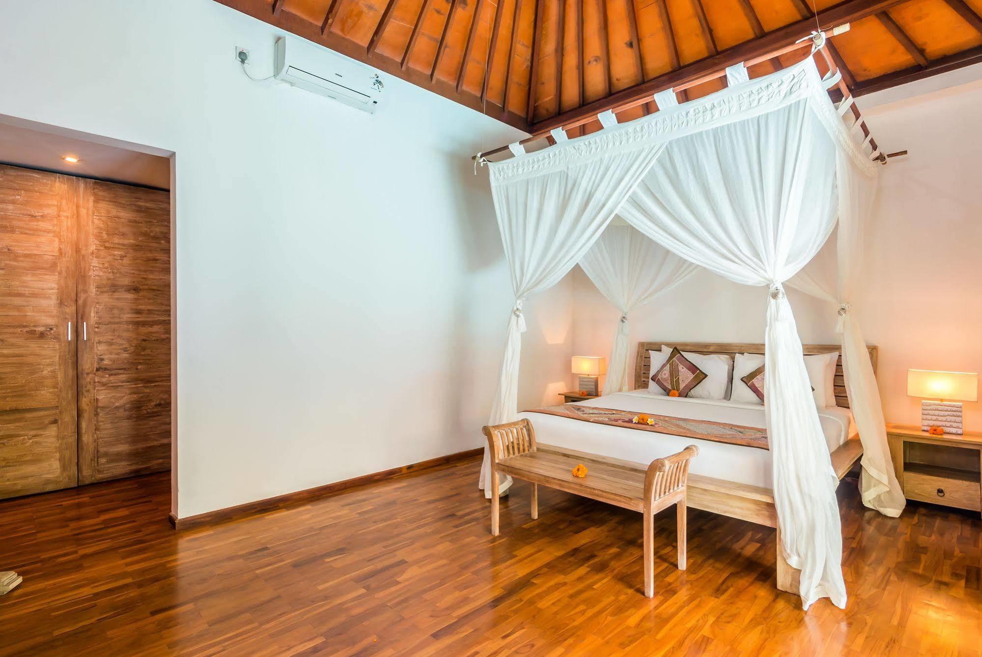 Villa Bisi Семиньяк Экстерьер фото